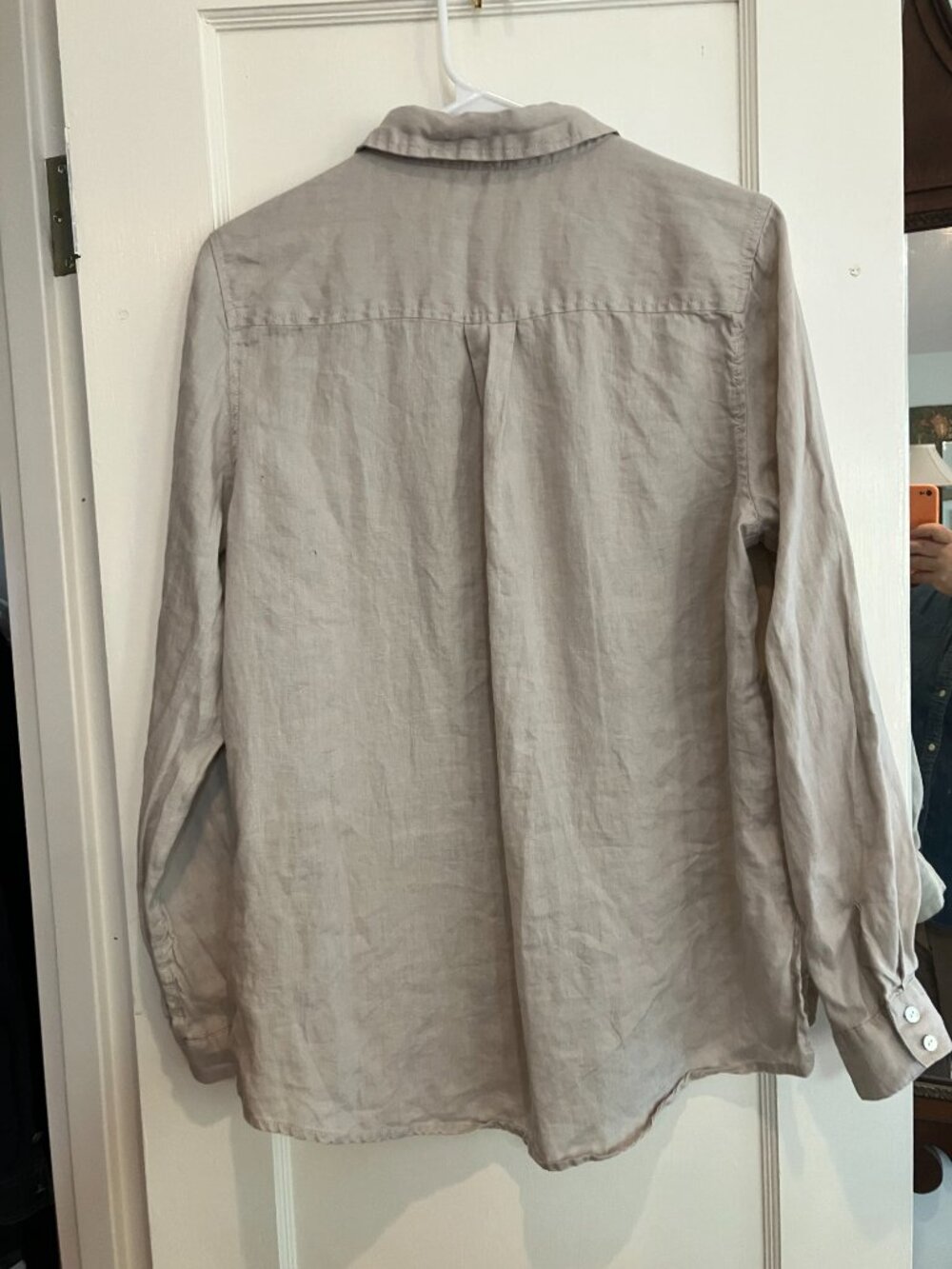 Jones & Co. Linen Button Up - Picture 2 of 3